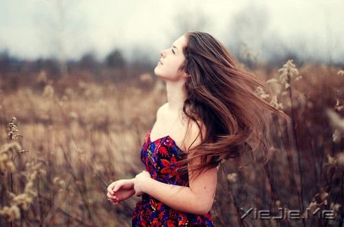 爱笑的人一旦哭起来，比任何人都撕心裂肺
